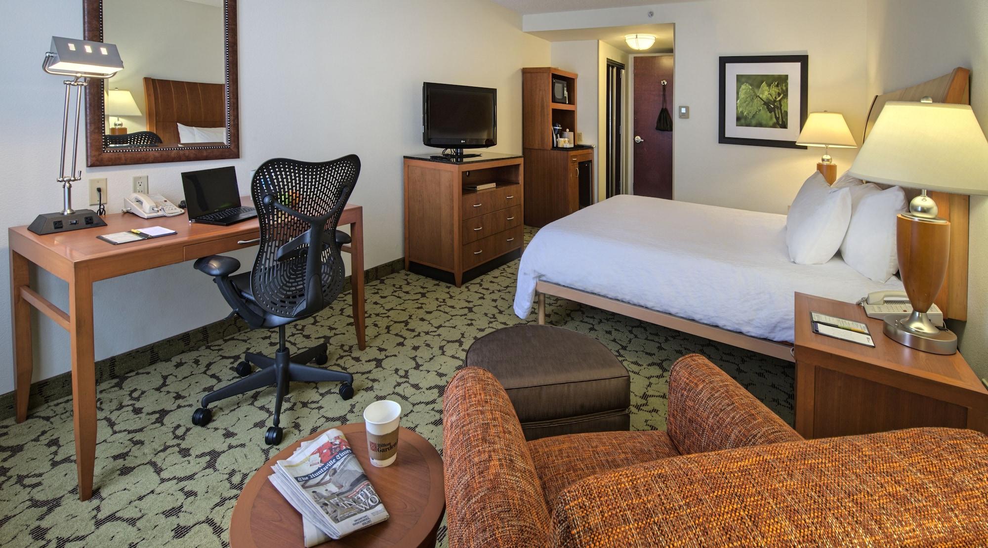 Hilton Garden Inn Huntsville/Space Center Kültér fotó