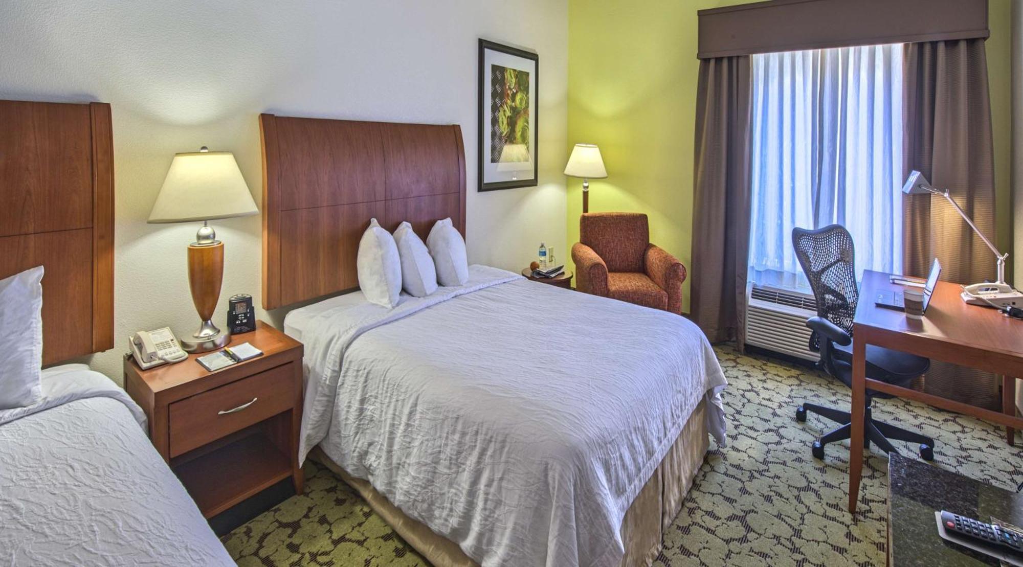 Hilton Garden Inn Huntsville/Space Center Kültér fotó
